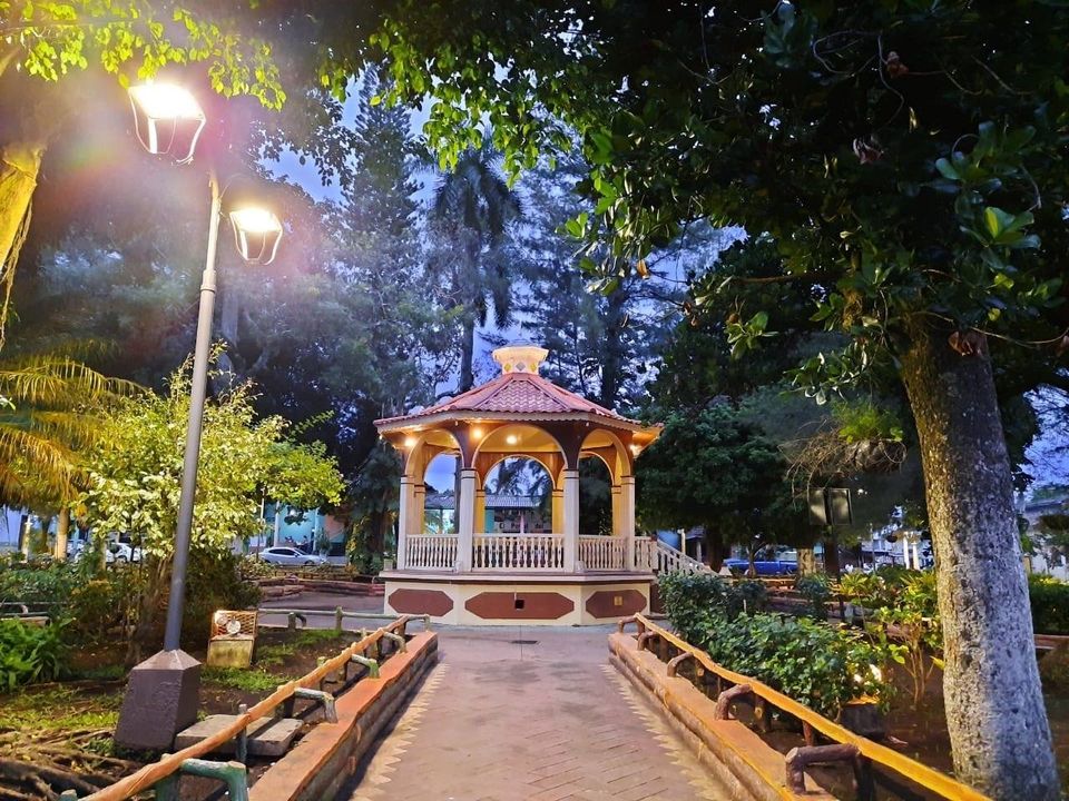 Parque 5 de Noviembre de Atiquizaya