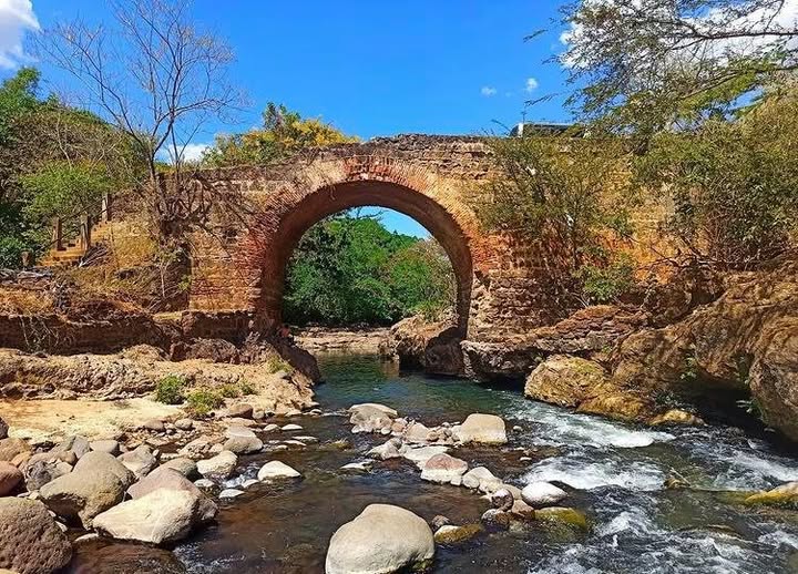 Puente Viejo Atiquizaya